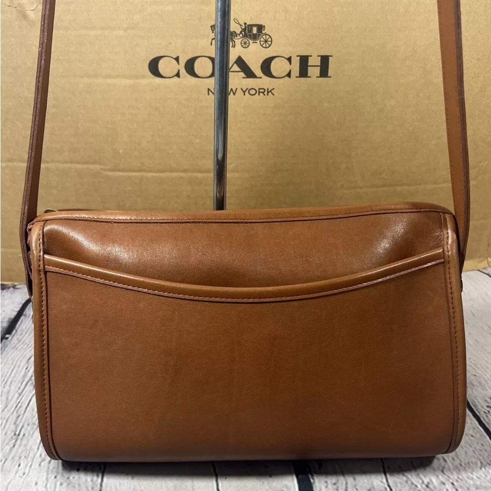 Vintage Coach Taylor Bag (style #9944)